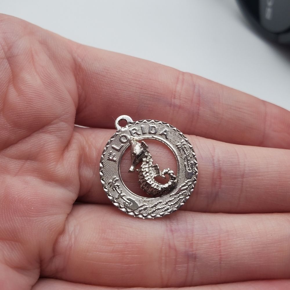 Sterling silver Florida carved seahorse necklace pendant
